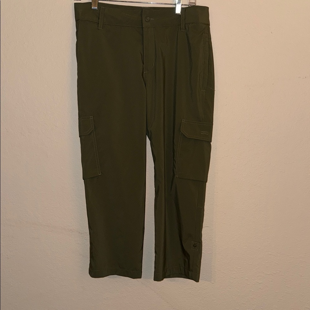 Columbia Olive Green Women's Cargo Capris